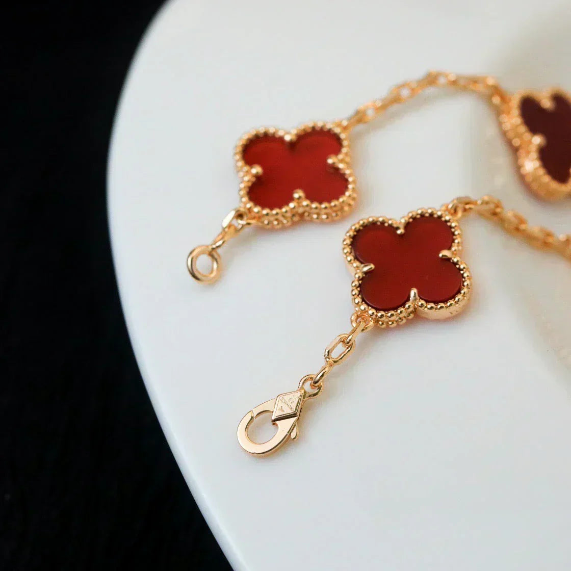 [⭐Shinejoy] CLOVER 5 MOTIF RED CORNELIAN BRACELET COLLECTION