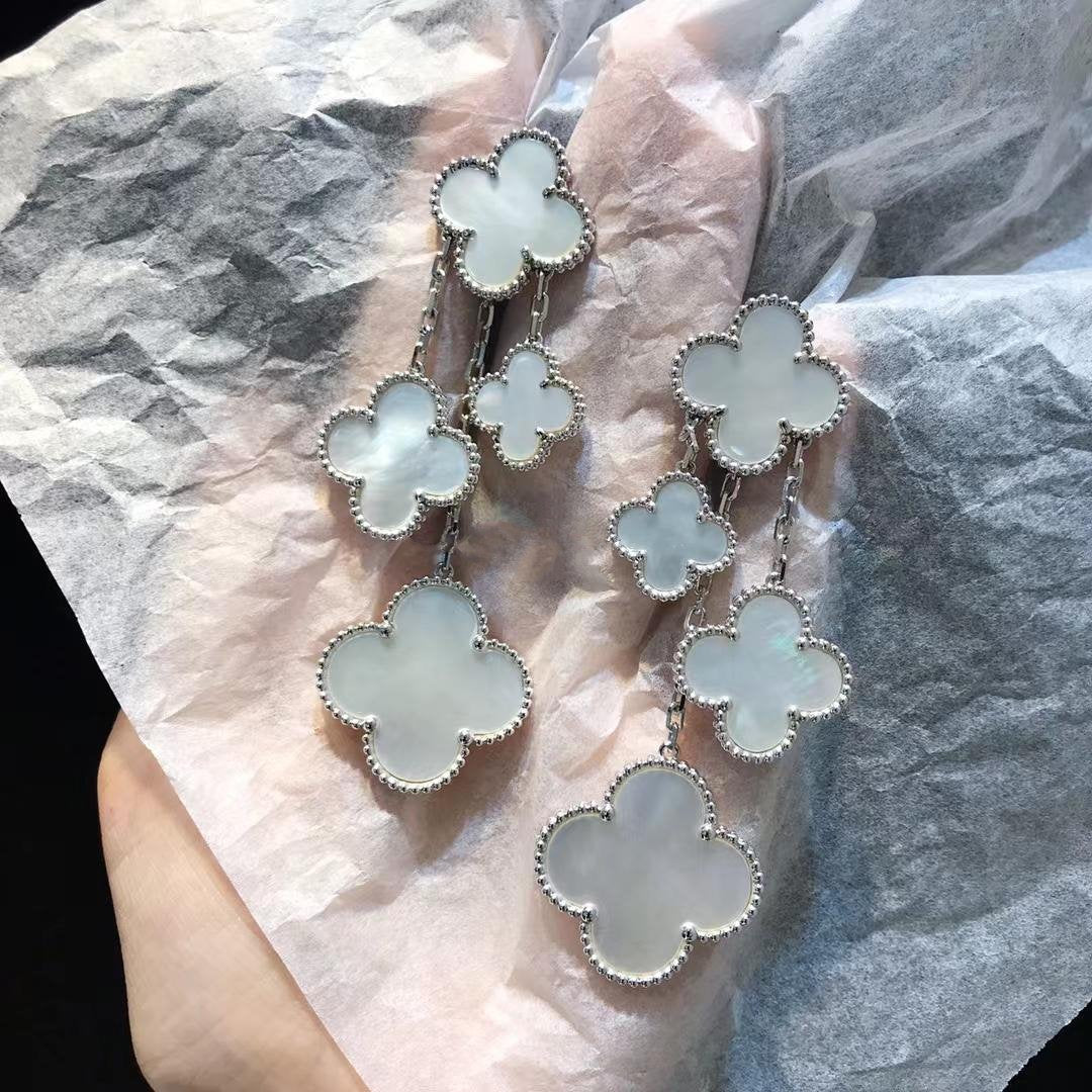 [⭐Shinejoy]CLOVER EARRINGS WHITE MOP 4 MOTIFS SILVER