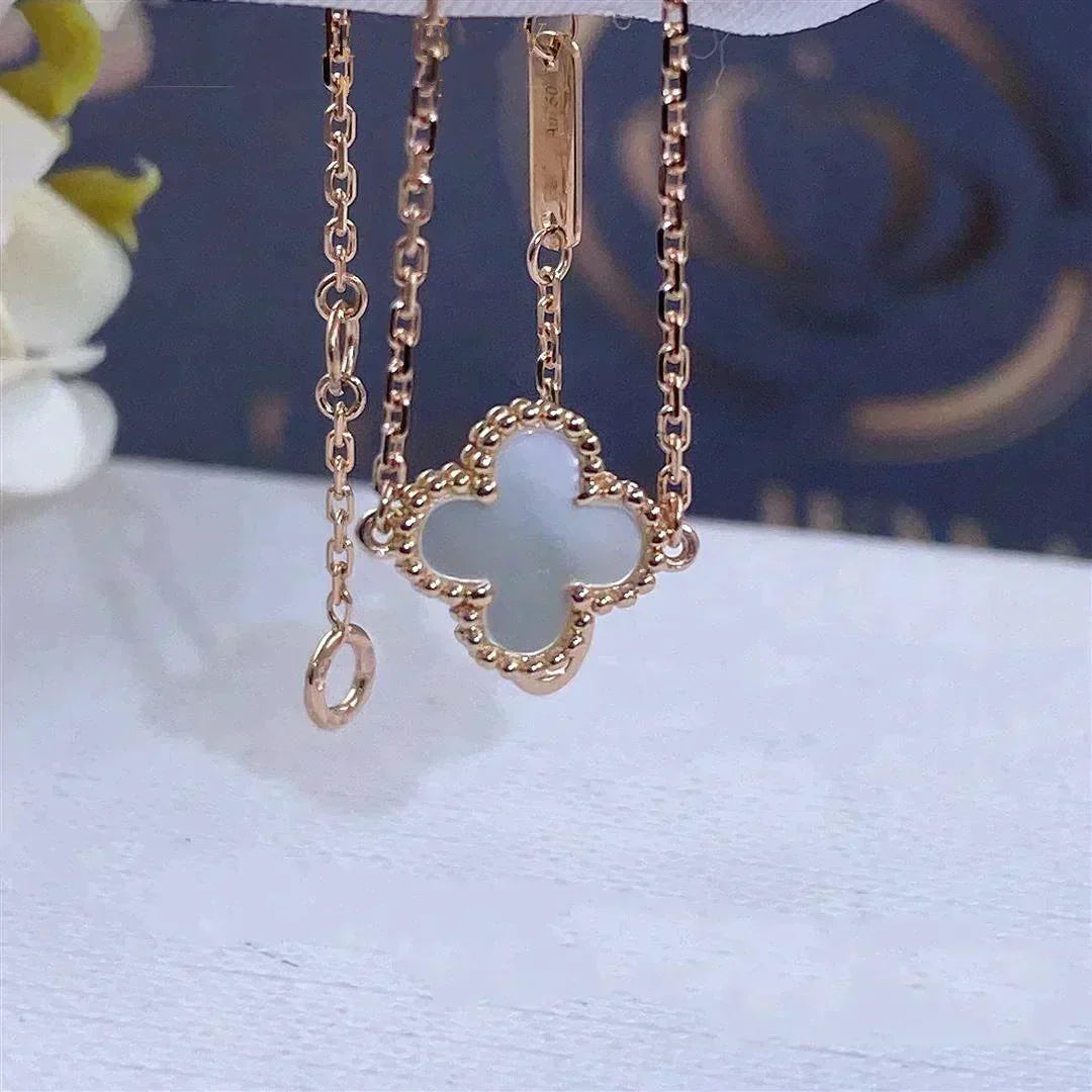 [⭐Shinejoy]CLOVER WHITE MOP SINGLE FLOWER BRACELET